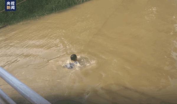 筋疲力尽……拼了！