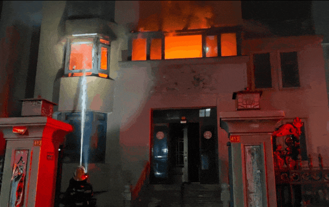 深夜,家中突发大火!“元凶”竟是窗帘? 深夜,家中突发大火!“元凶”竟是窗帘?