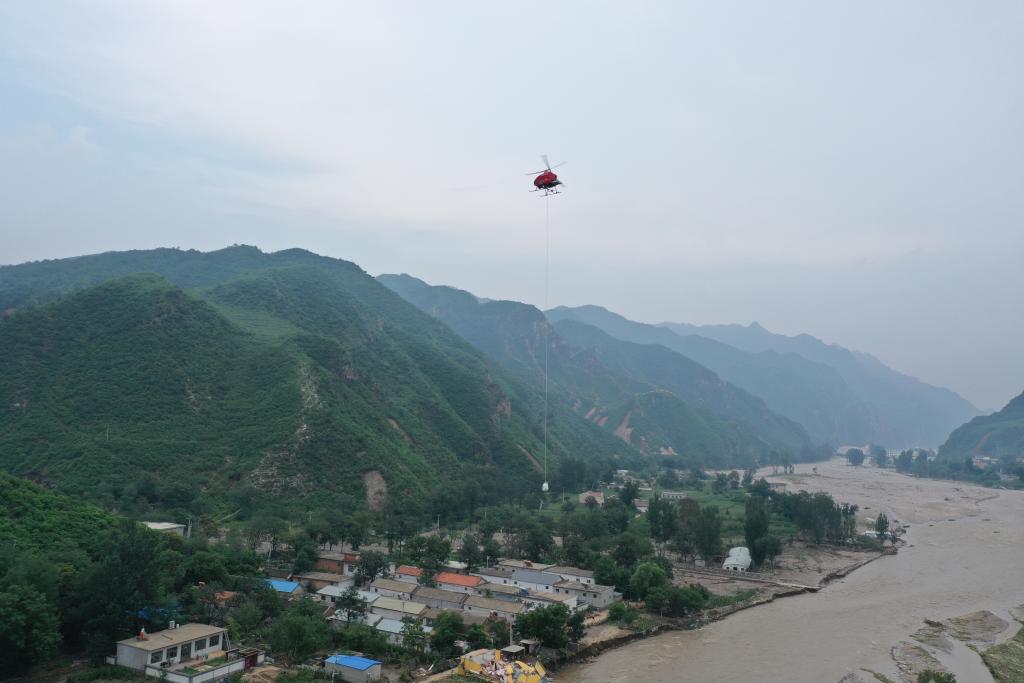 长城脚下，低空产业“振翅欲飞”