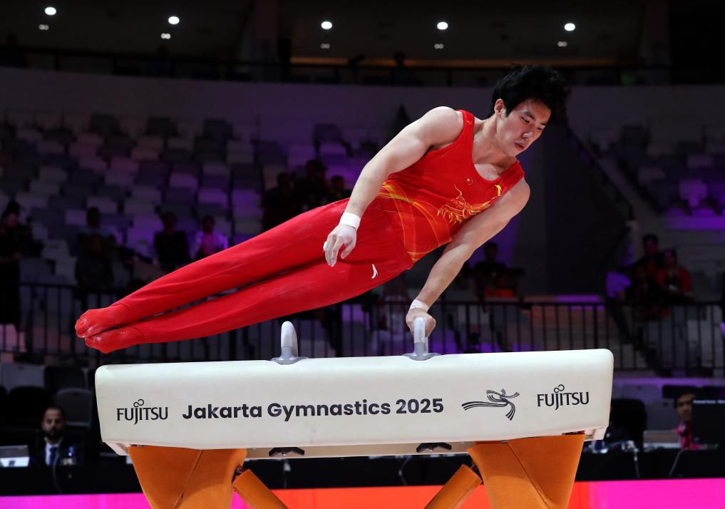 体操世锦赛｜桥本大辉实现男子全能“三连冠”