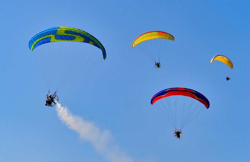 追光丨火爆!我国超4亿人玩户外,都在玩啥?