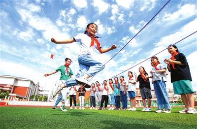 “2小时”如何全面高质量落地 “2小时”如何全面高质量落地