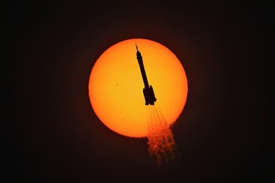 神舟二十二号飞船为在轨航天员重建回家路