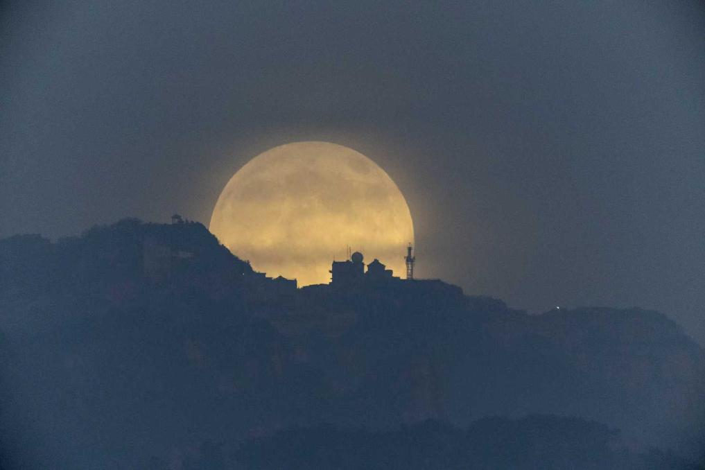 “超级月亮”即将登场，等你来赏！