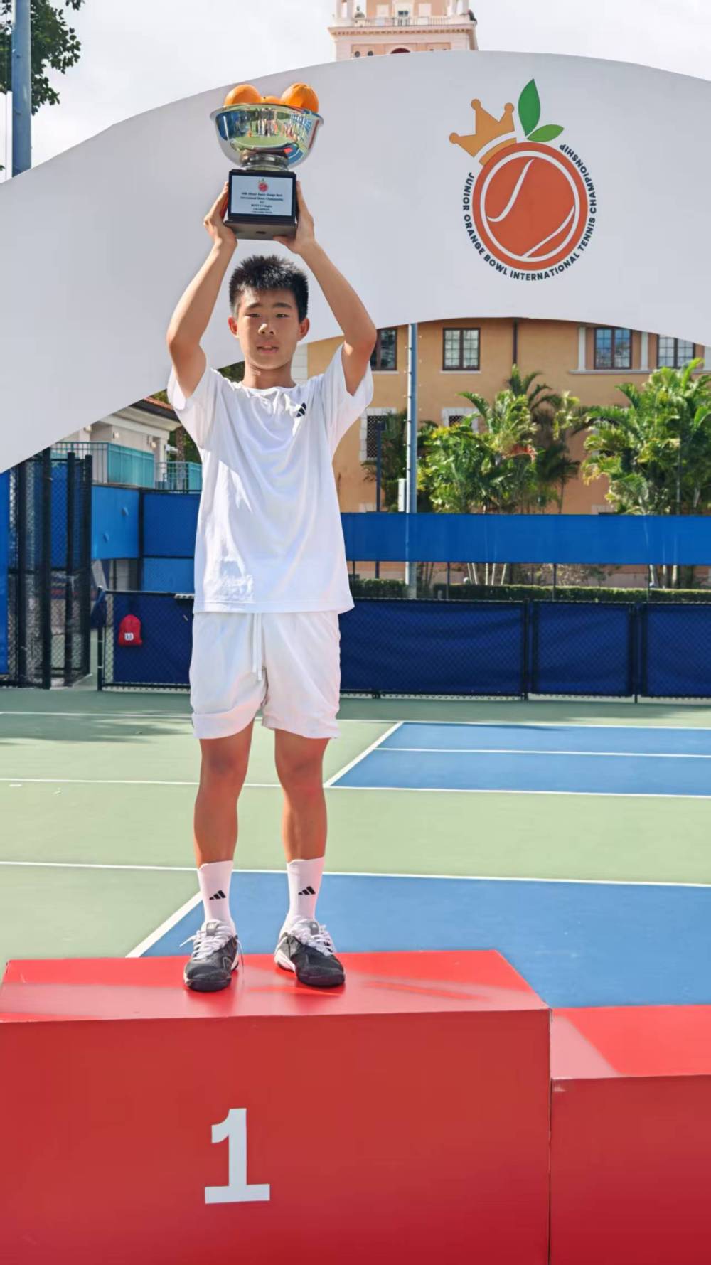 中国网球小将赴美参赛佳绩频传