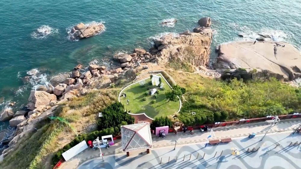 新华视点｜繁花绘春景 多元促消费——解码春日经济新图景