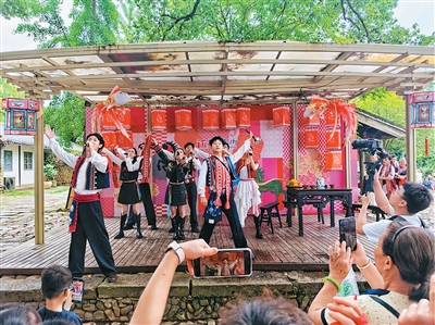 之江大地共享文艺之美(文化中国行)