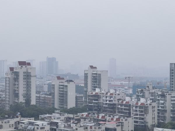 雨纷纷雾茫茫！但“夏日”温度即将返场！今年预计6～7个台风影响福建！