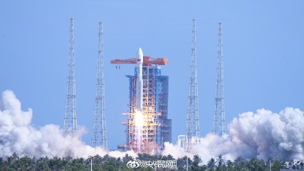 祝贺！我国成功发射升空卫星互联网低轨卫星