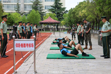 过关斩将！直击武警警士选晋考核现场