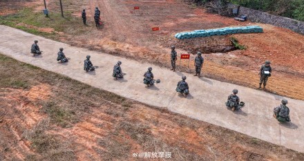组图！直击武警工兵分队演练现场