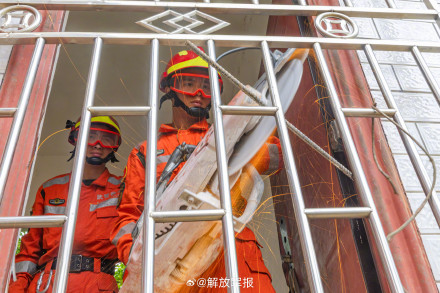 组图！直击武警工兵分队演练现场