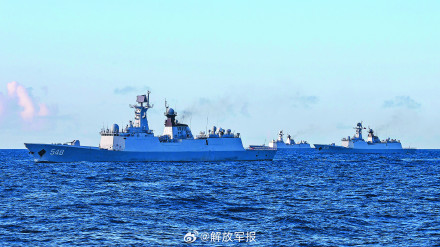 大洋淬锋——海军某驱逐舰支队训练掠影