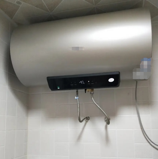 滚烫的水,从头流到脚!今晚洗澡前紧急提醒! 滚烫的水,从头流到脚!今晚洗澡前紧急提醒!