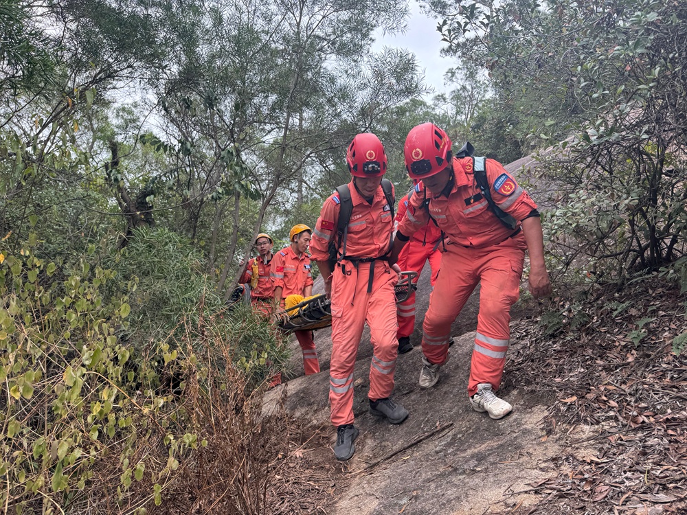 厦门洞房谷突发!情况紧急! 厦门洞房谷突发!情况紧急!
