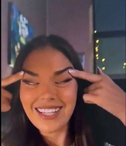 “芬兰小姐”道歉:对不起中国 “芬兰小姐”道歉:对不起中国