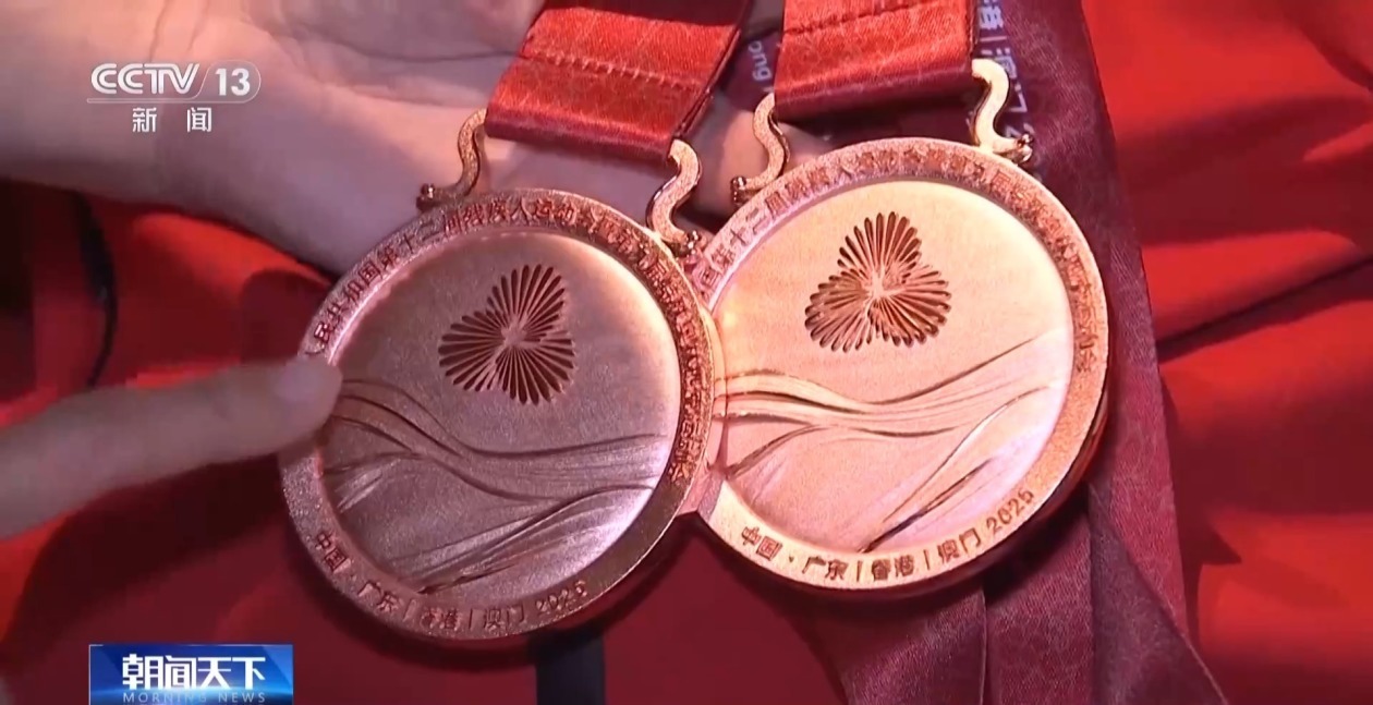 金牌之外更见力量 他们在残特奥会赛场上定义了真正的“强大” 金牌之外更见力量 他们在残特奥会赛场上定义了真正的“强大”