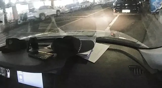 快递在家门口被偷，女子用一招抓到了人还拿回了东西！警方提醒