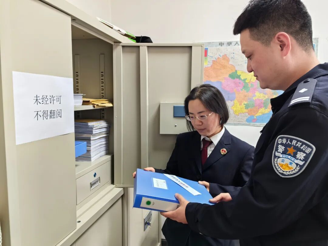 通过“朋友带朋友”9名未成年人组成盗窃团体,最大的才16岁 通过“朋友带朋友”9名未成年人组成盗窃团体,最大的才16岁