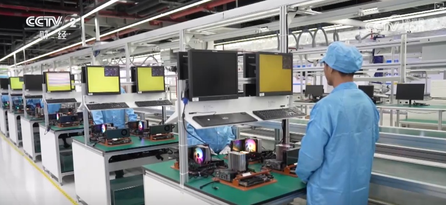 AI应用加速落地赋能千行百业 国产算力技术快速迭代舞台广阔 AI应用加速落地赋能千行百业 国产算力技术快速迭代舞台广阔