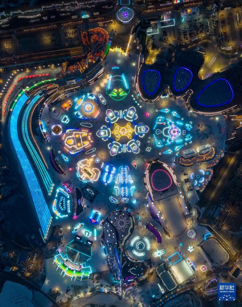 最大规模的哈尔滨冰雪大世界开园 最大规模的哈尔滨冰雪大世界开园