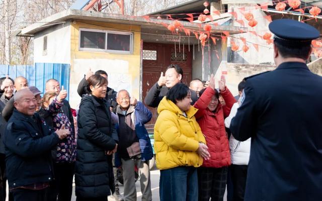 专盯礼金?这个“新婚夜”盗贼,落网了! 专盯礼金?这个“新婚夜”盗贼,落网了!