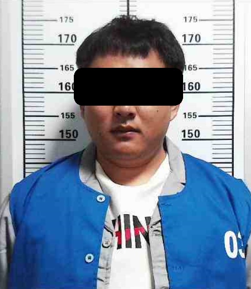 这对姐弟把海宁小曦骗得好惨,更让她崩溃的是…… 这对姐弟把海宁小曦骗得好惨,更让她崩溃的是……