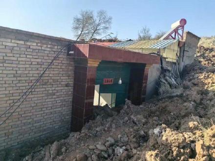 甘肃永靖特大型滑坡:他的一个预警救了378人,被应急管理部通报表扬 甘肃永靖特大型滑坡:他的一个预警救了378人,被应急管理部通报表扬