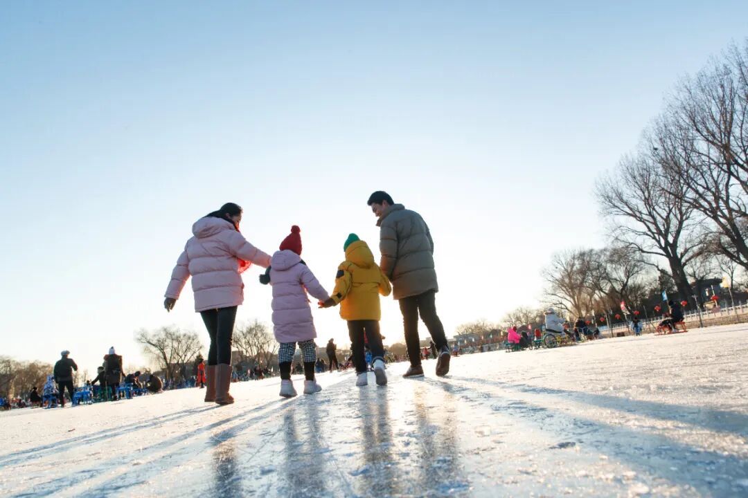 “什刹海结冰了吗?冰场何时开放?”回应来了→ “什刹海结冰了吗?冰场何时开放?”回应来了→