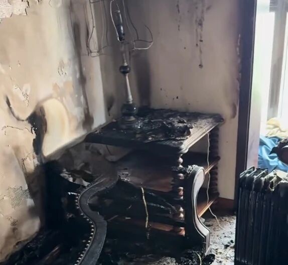 客厅瞬间被烧光!这个坏习惯你有吗? 客厅瞬间被烧光!这个坏习惯你有吗?