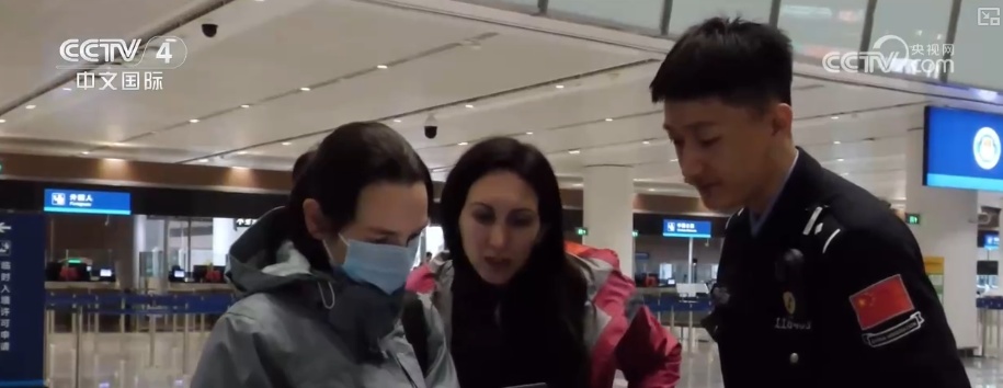 周年观察·体验感拉满、丝滑感升级 “免签红利+产品创新”成入境游消费增长主引擎 周年观察·体验感拉满、丝滑感升级 “免签红利+产品创新”成入境游消费增长主引擎