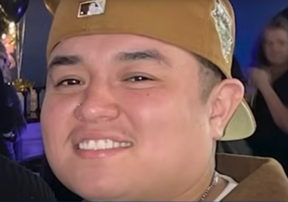 美国一父亲去殡仪馆领亡子衣物,回家倒洗衣机却看见儿子大脑 美国一父亲去殡仪馆领亡子衣物,回家倒洗衣机却看见儿子大脑