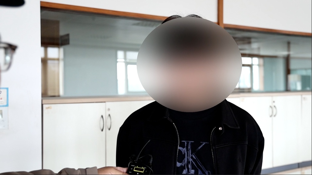 深夜斗气追逐穿插别车,危险驾驶罪,双双被判刑! 深夜斗气追逐穿插别车,危险驾驶罪,双双被判刑!