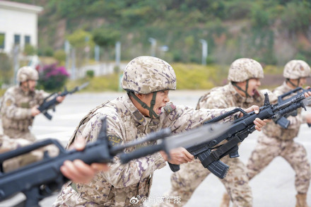 战斗力拉满！直击武警官兵冬季练兵场