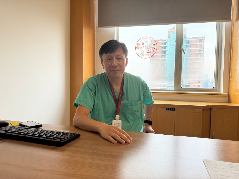 意外!上海三甲医院知名专家包里竟翻出这东西"不敢放在医院里"… 意外!上海三甲医院知名专家包里竟翻出这东西"不敢放在医院里"…