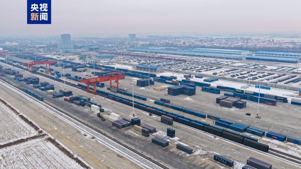 黑龙江开行首趟国产汽车配件中欧班列 黑龙江开行首趟国产汽车配件中欧班列