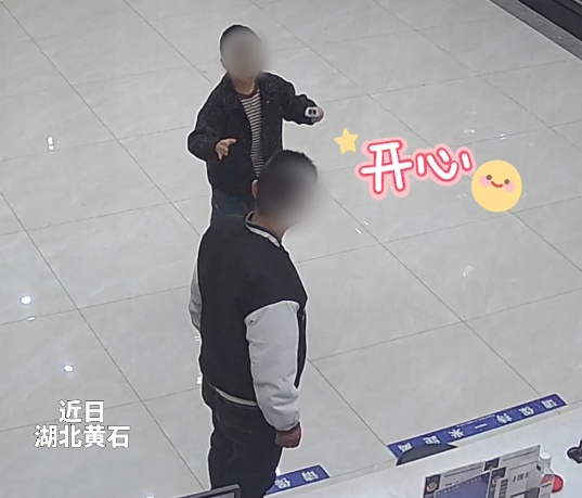 从心慌慌到蹦跶跶,小朋友的快乐要“溢出”屏幕了 从心慌慌到蹦跶跶,小朋友的快乐要“溢出”屏幕了