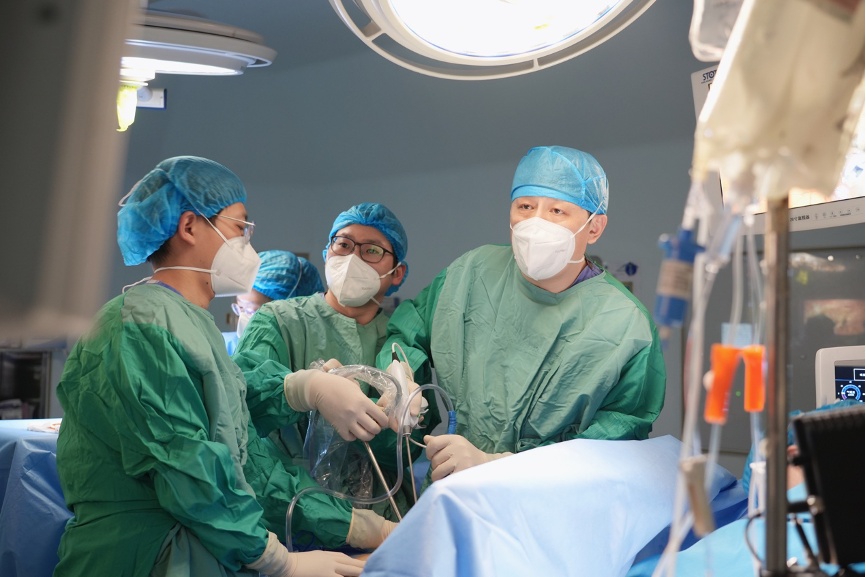 意外!上海三甲医院知名专家包里竟翻出这东西"不敢放在医院里"… 意外!上海三甲医院知名专家包里竟翻出这东西"不敢放在医院里"…