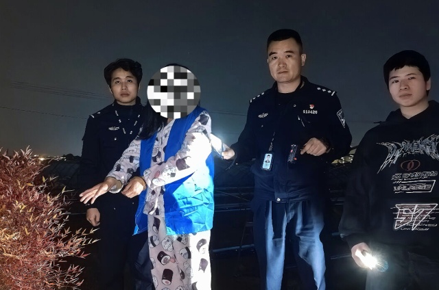 杭州大伯种的“有毒”植物被偷走五十多斤!“曾有人吃进医院” 杭州大伯种的“有毒”植物被偷走五十多斤!“曾有人吃进医院”