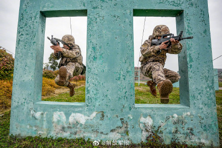 战斗力拉满！直击武警官兵冬季练兵场