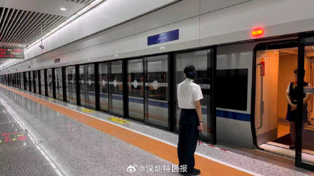 应对年底佳节“出行热” 深港跨境高铁将增开超160趟 应对年底佳节“出行热” 深港跨境高铁将增开超160趟