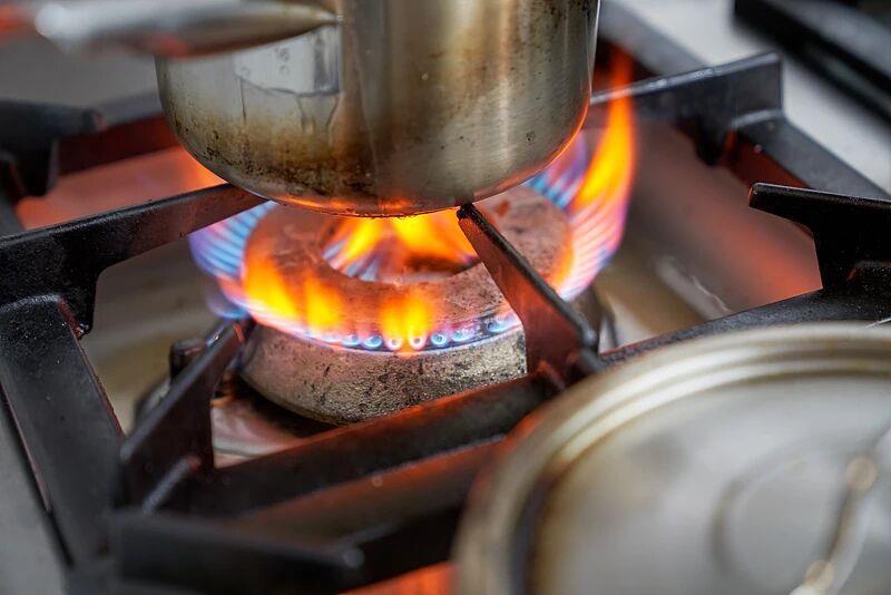 如有这4种情况燃气灶“没坏也要换” 速自查→ 如有这4种情况燃气灶“没坏也要换” 速自查→