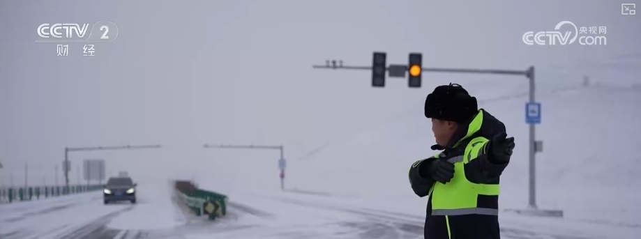 保畅通、护生产 各地以“雪”为令多举措保障群众生产生活平稳有序 保畅通、护生产 各地以“雪”为令多举措保障群众生产生活平稳有序