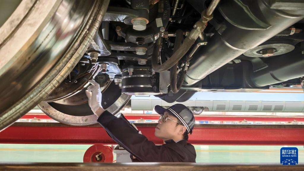 检修列车保平安