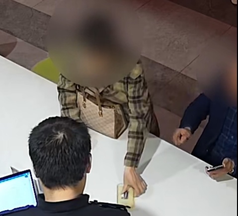 赶紧拔，杭州女子崩溃：我的255万元啊...