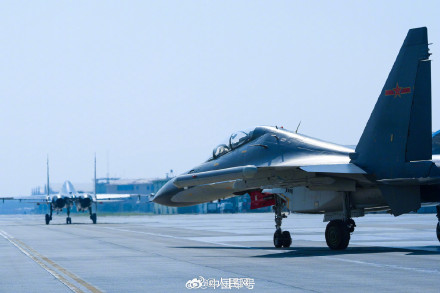 战机与蓝天的适配度拉满