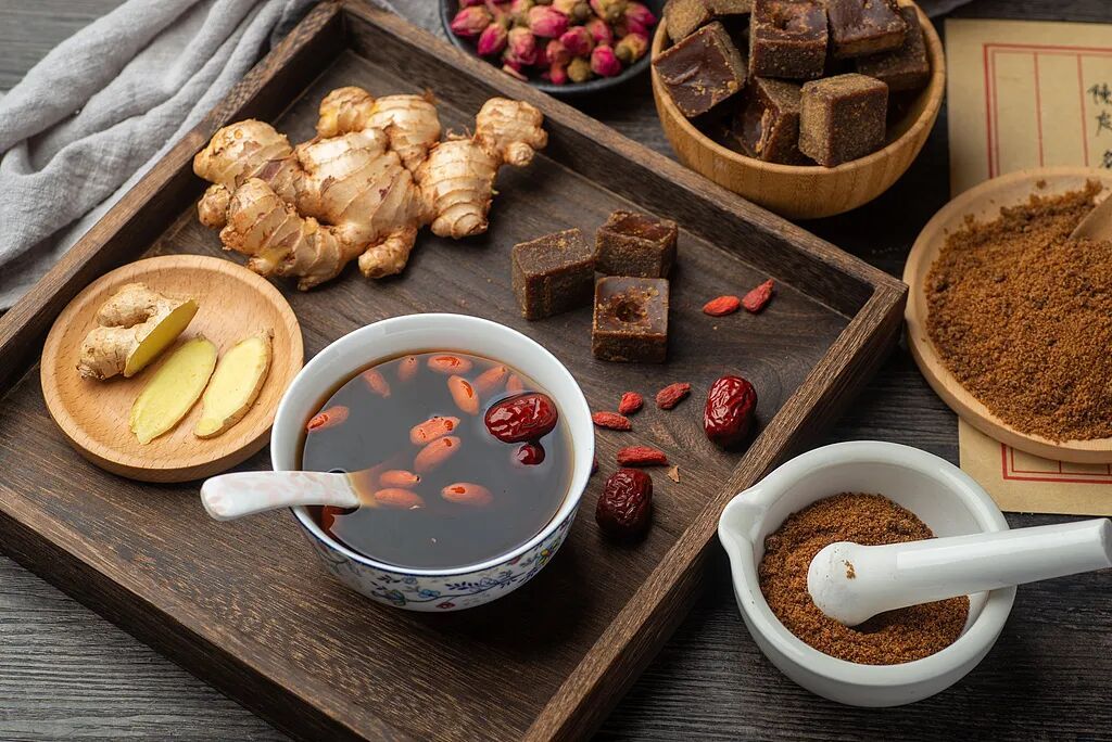 手脚冰凉、容易感冒？冬天应该“喝”热腾腾的健康饮品