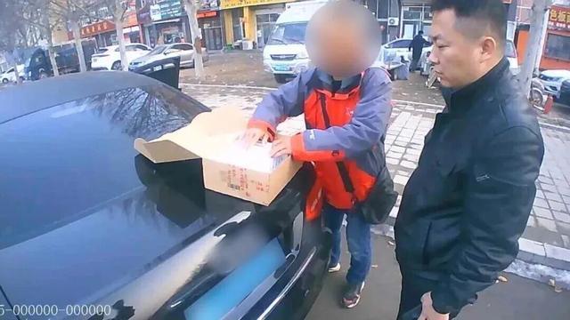 手机店来了“大客户”,店员却报警了,这是咋回事? 手机店来了“大客户”,店员却报警了,这是咋回事?