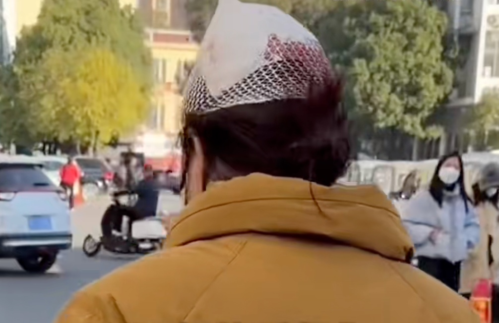 看似温柔的盘发“神器”，有时会成为利刃，一定要小心！