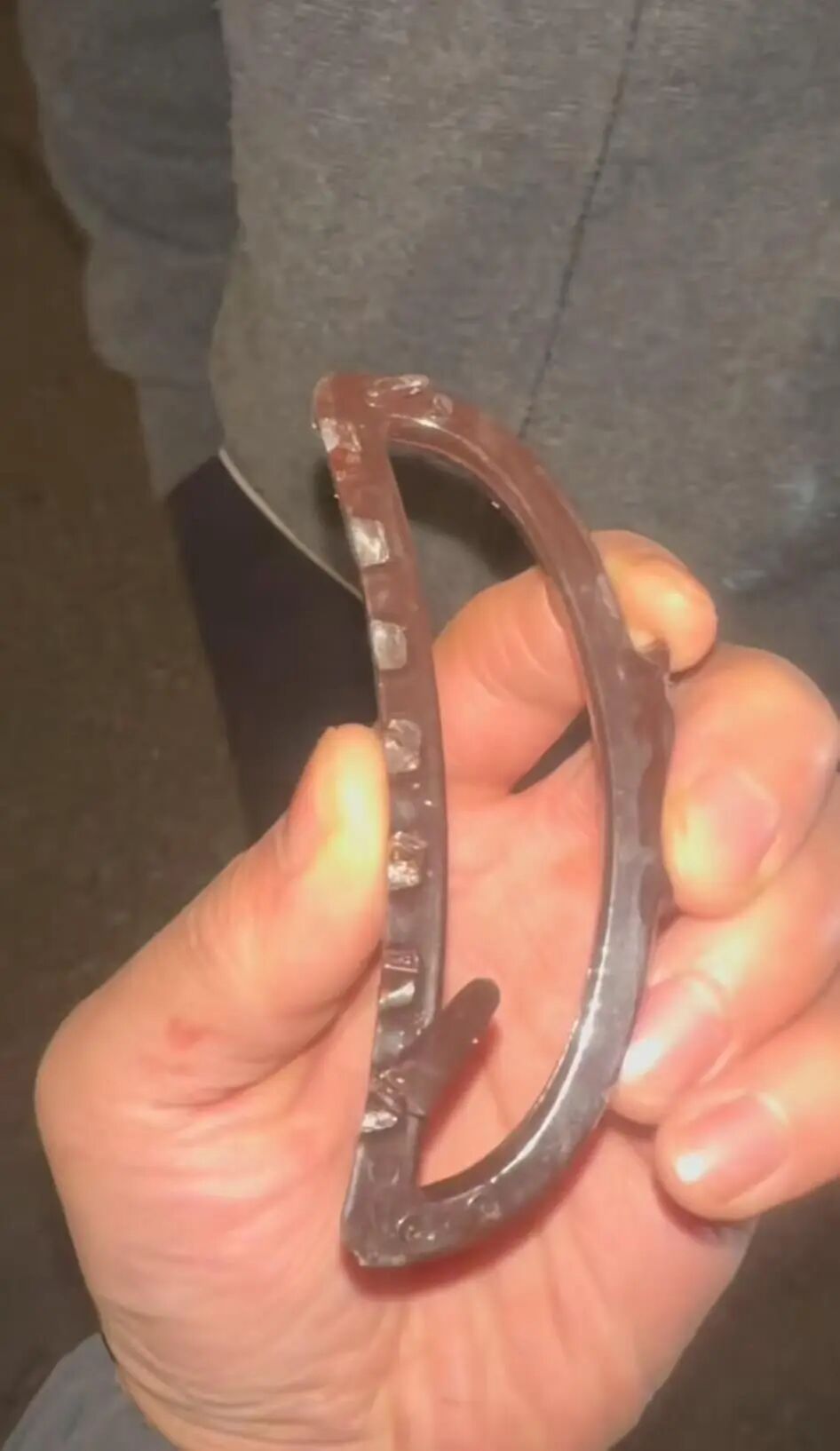 看似温柔的盘发“神器”，有时会成为利刃，一定要小心！